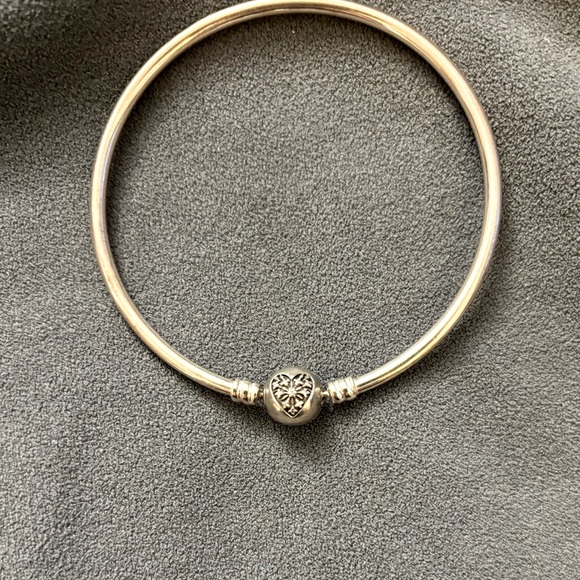 Limited edition Pandora "You Melt My Heart" Bangle with heart clasp, box incl. - Picture 2 of 3